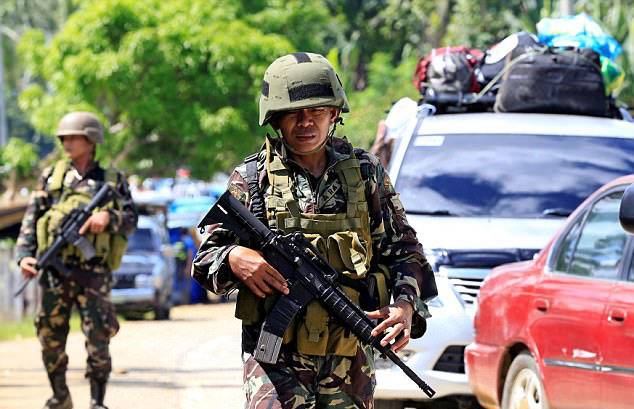 فلپائن: داعش کا اہم عمارتوں پر قبضہ، صدر نے مارشل لاء نافذ کر دیا