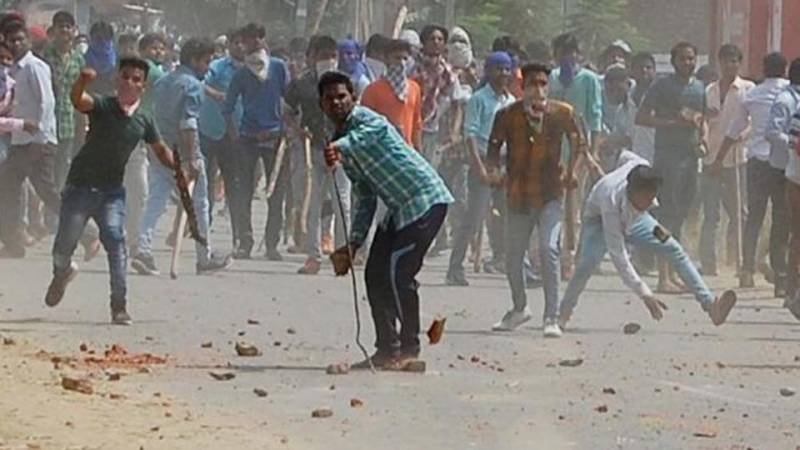 شمالی بھارت میں مختلف ذات کے لوگوں میں تصادم کے بعد موبائل انٹرنیٹ سروس بند 