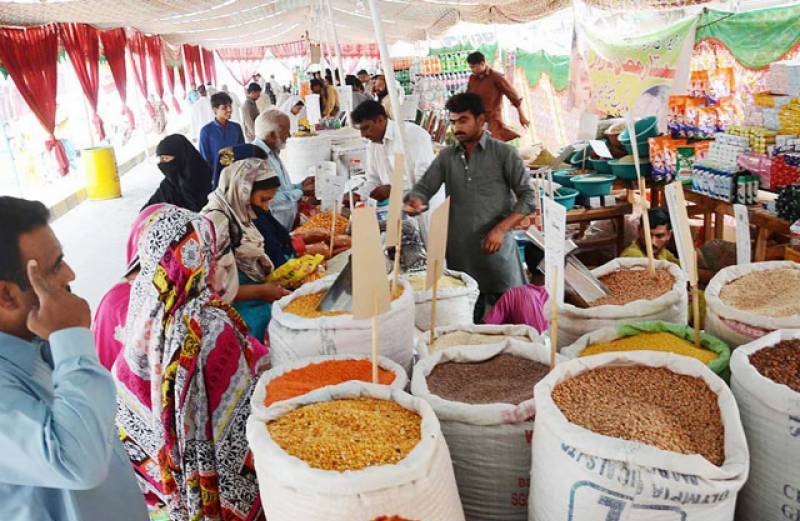 پنجاب حکومت کا9ارب روپے سے زائد کا تاریخی رمضان پیکیج، 318سستے رمضان بازار قائم