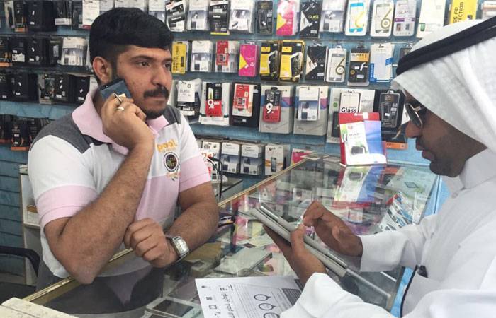  غیر ملکی دو سے زائد موبائل فون سیمیں نہیں رکھ سکتے ،سعودی حکام 