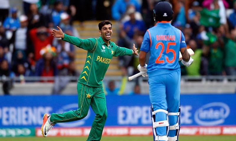 بھارت نے پاکستان کو جیت 324 کا ہدف دے دیا