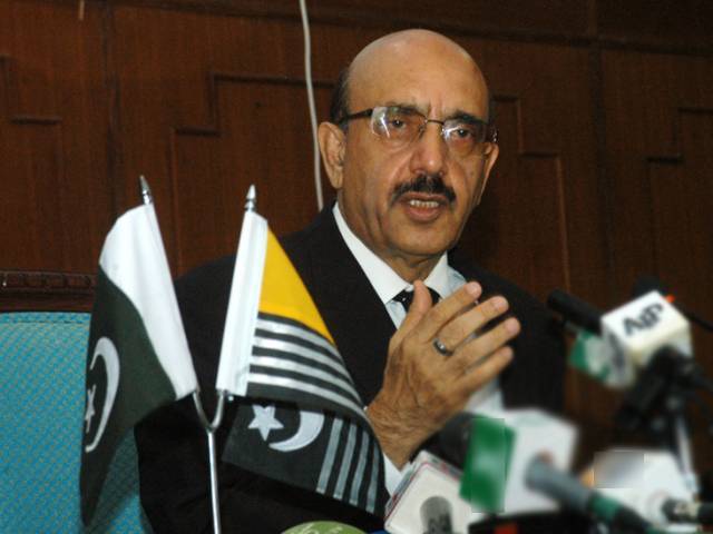  جیل کے قیدیوں کو قانون پسند شہری بنانے کے لیے اصلاحات کی ضرورت ہے، سردار مسعود خان 
