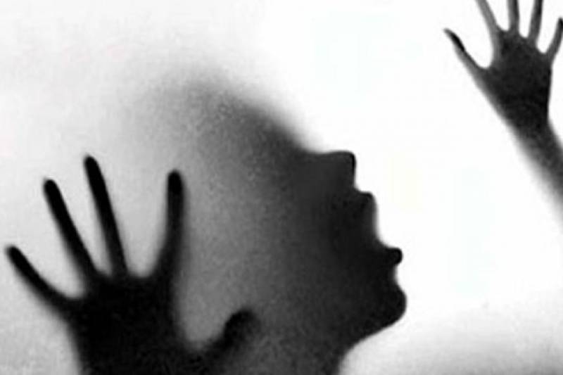 پسند کی شادی نہ ہونے پر 22 سالہ لڑکے اور 15 سالہ لڑکی نے زندگی کا خاتمہ کر لیا 