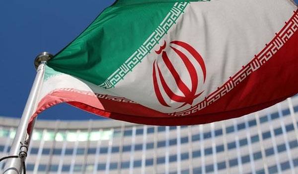 ایرانی پارلیمنٹ میں مسلح شخص کی فائرنگ سے 2 ارکان اسمبلی سمیت 3 زخمی