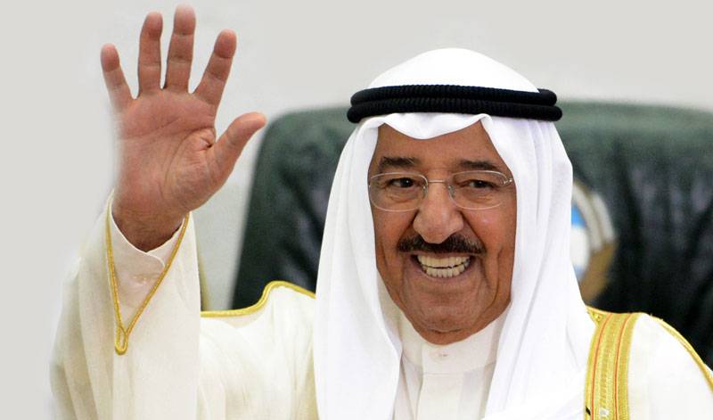 قطر معاملے پر ثالثی کاکردار اداکرنے امیر کویت دبئی پہنچ گئے