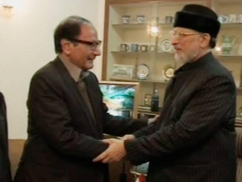 چوہدری شجاعت اور ڈاکٹر طاہر القادری کے درمیان ٹیلیفونک رابطہ