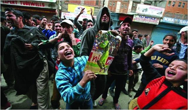 چیمپئنز ٹرافی : پاکستان کی فتح کا جشن منانے پربھارتی فورسزنے کشمیریوں کی املاک تباہ کر دیں