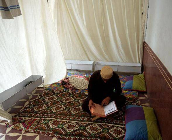 حضرت داتا گنج بخش کے مزار پر اعتکاف بیٹھنے والوں کی فہرست آویزاں