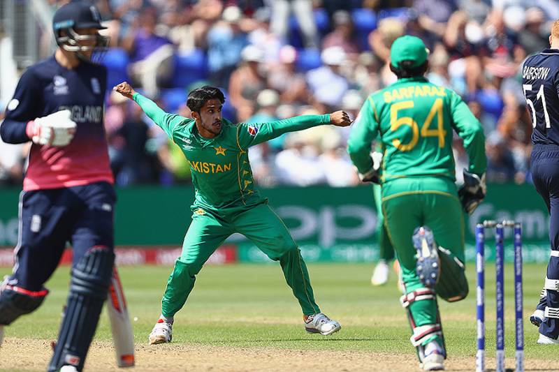 چمپیئنز ٹرافی کے سیمی فائنل میں پاکستانی بولرزچھا گئے، نئی تاریخ رقم کر دی