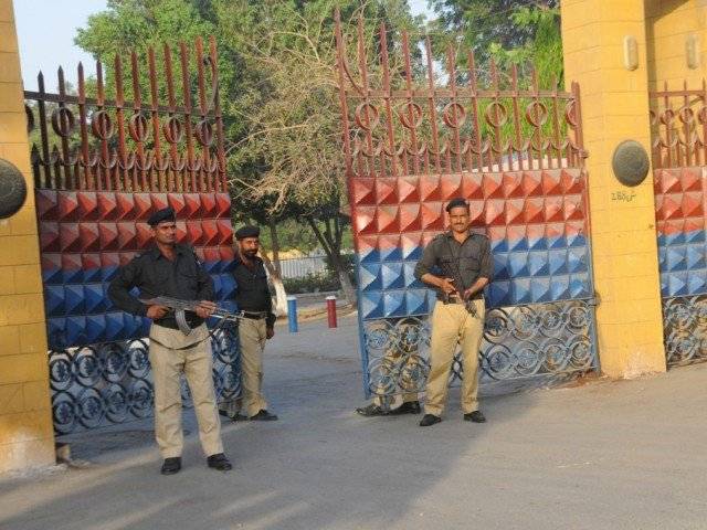 کراچی سینٹرل جیل سے خطرناک قیدیوں کا فرار عملے کی ملی بھگت ہے،علامہ مختار امامی