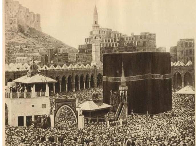 سب سے پہلے خانہ کعبہ کی تصویر کس نے بنائی؟