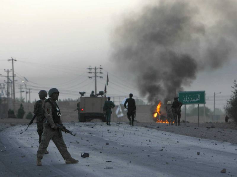  افغانستان:پولیس ہیڈ کوارٹر پر خودکش حملہ، درجنوں اہلکار ہلاک اور 5 حملہ آورہلاک