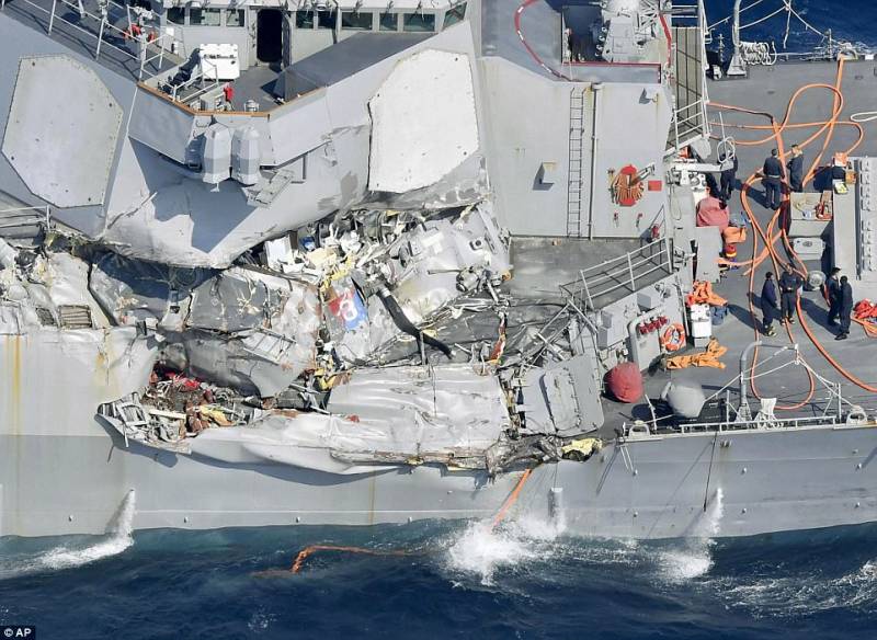 جنگی بحری جہاز کی ٹکر کے بعد لاپتہ ہونے والے7 امریکی بحری اہلکار ہلاک