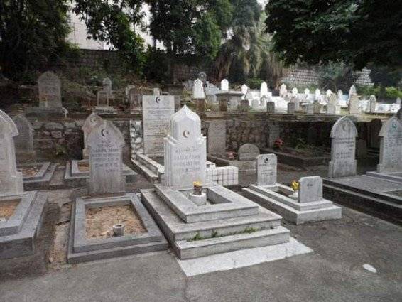 وزیراعلیٰ پنجاب نے کاہنہ میں جدید تعمیر شدہ قبرستان کا افتتاح کر دیا