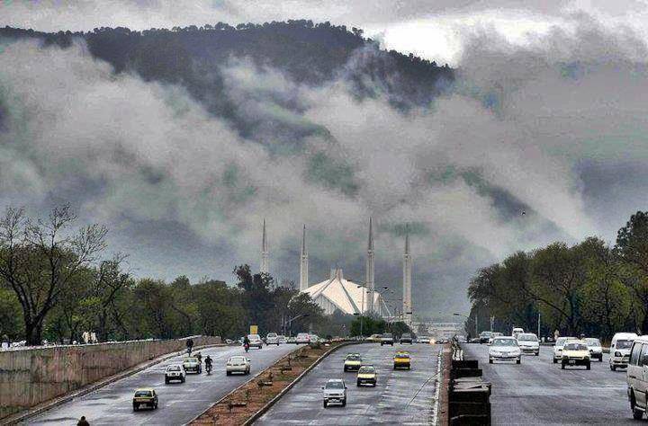 عید کی تعطیلات کے دوران اسلام آباد، بالائی پنجاب، بالائی خیبرپختونخوا اور کشمیر میں بارش کی پیش گوئی 
