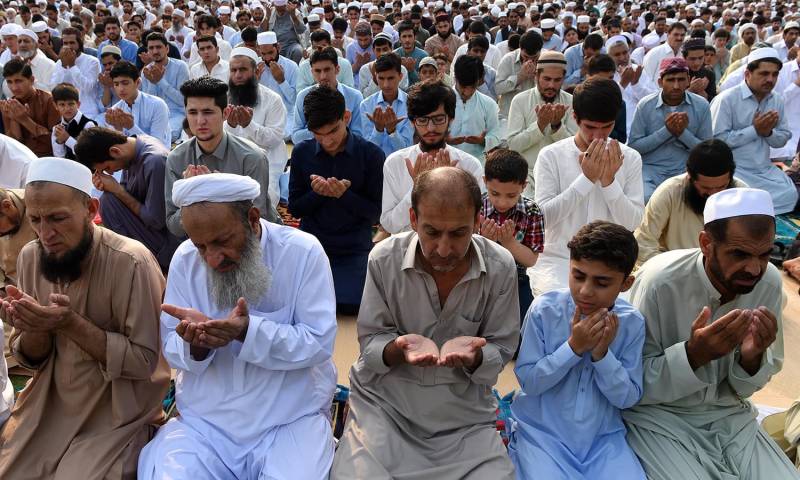  خیبر پختو نخوا میں عید الفطر مذہبی جوش وجذبے کیساتھ منائی جا رہی ہے