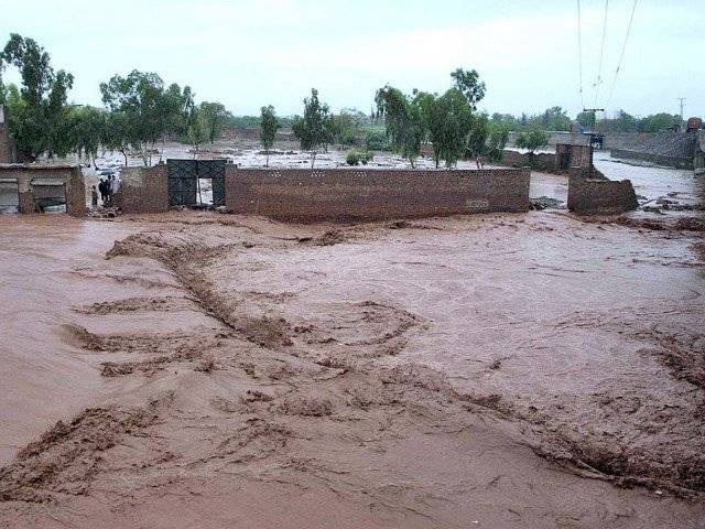 بلوچستان میں سیلاب نے تباہی مچا دی، 12 افراد جاں بحق