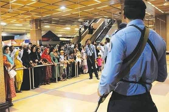 یونانی حکومت نے چوری سرحدعبور کرنیوالے 34 پاکستانیوں کو ملک بدر کر دیا