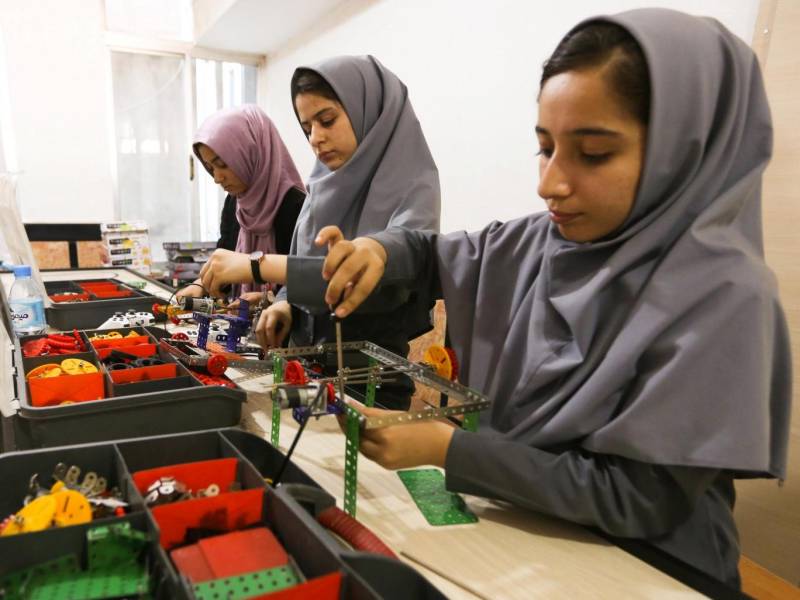 افغان روبوٹ ساز لڑکیوں کے لیے امریکی ویزا مسترد