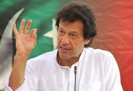 پارلیمنٹ پر ڈنڈوں سے حملہ کرنے والے جمہوریت کی بات کرتے ہیں ، عمران خان 