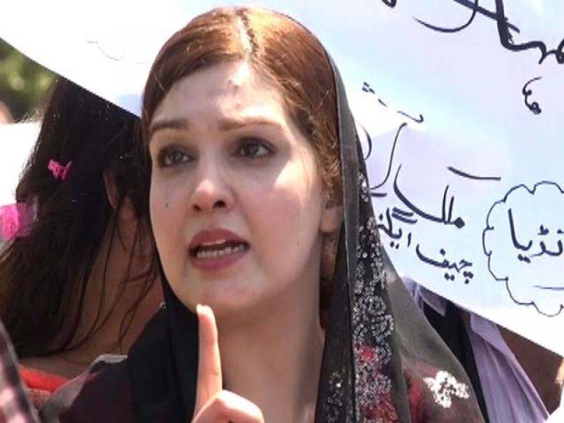  شہید برہان وانی کی برسی پر مشال ملک کا ویڈیو پیغام جاری 