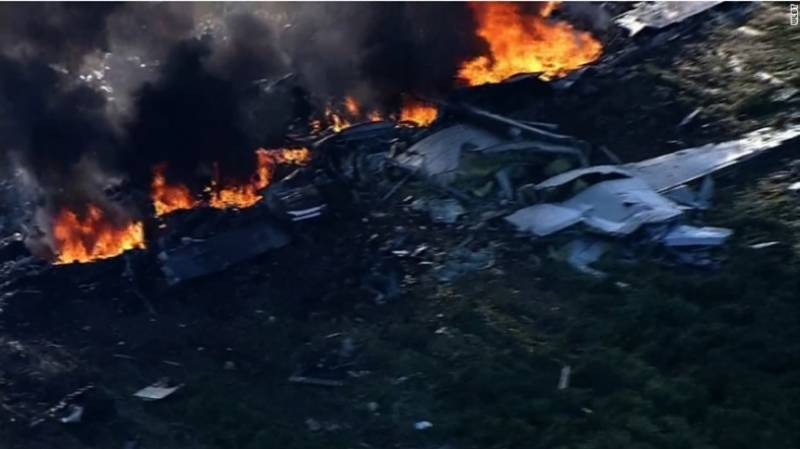 امریکی فوجی طیارہ میسی سیپی کے کھیتوں میں گر کر تباہ ہو گیا ، 16فوجی ہلاک