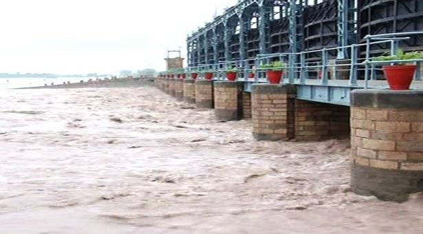 15اکتوبر تک تیراکی،کشتی رانی پر پابندی ہوگی،حکومت پنجاب