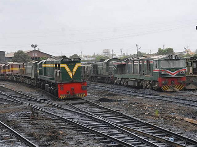 ایران پاکستان ریل رابطوں میں اضافے پر غور