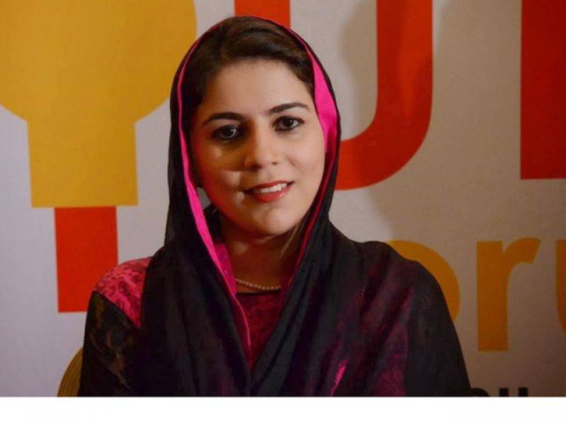  تحریک انصا ف کی اہم رہنماء ناز بلوچ پی پی میں شامل
