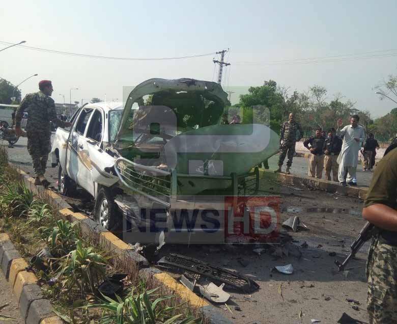 پشاور: حیات آباد میں دھماکا، 2 اہلکار شہید، 10 افراد زخمی