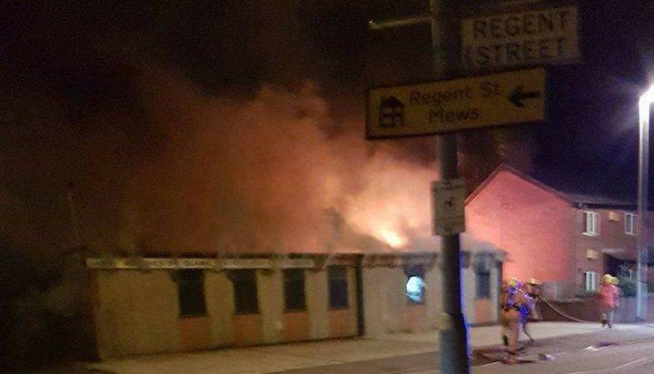  مانچسٹر میں نامعلوم شرپسندوں نے مسجد کو نذر آتش کرکے شہید کردیا,مسلم کمیونٹی سراپاً احتجاج 