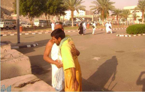سعودی عرب میں فقیروں نے پیسہ کمانے کے لیے خودکو خاکروب پیش کردیا