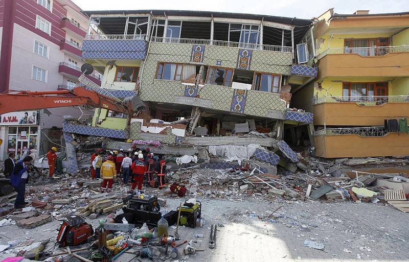 ترکی اور یونان میں زلزلے کے بعد سونامی کا خطرہ
