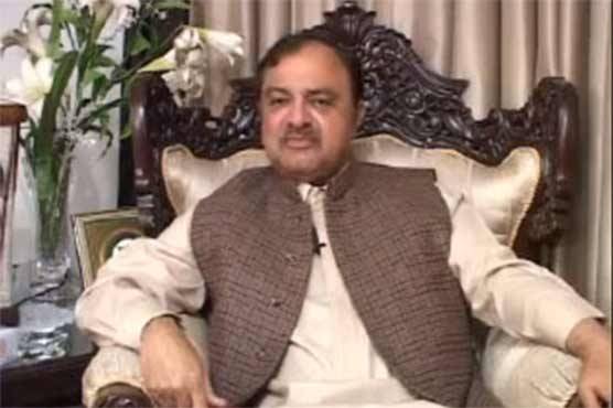 نواز شریف کو عہدہ چھوڑ دینا چاہیے تھا: عطا مانیکا 