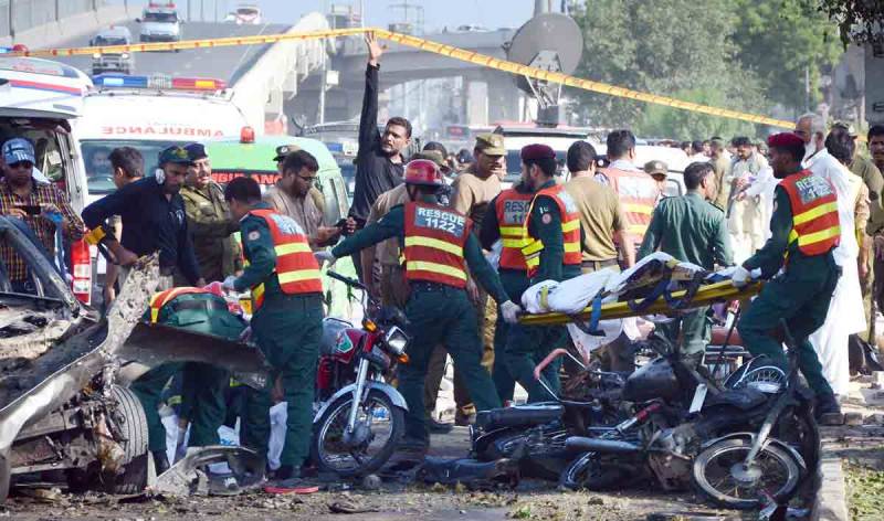لاہور دھماکے میں 2 درجن سے زائد افراد جاں بحق، 60 زخمی