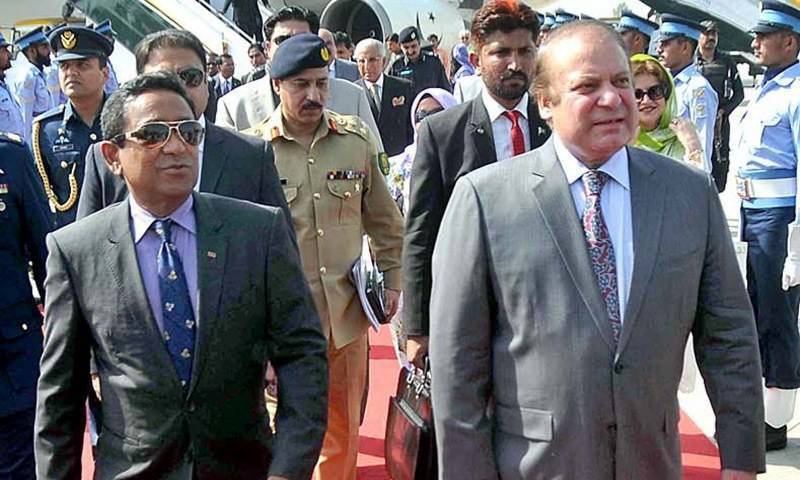 وزیراعظم نوازشریف مالدیپ کے تین روزہ سرکاری دورے پر پہنچ گئے