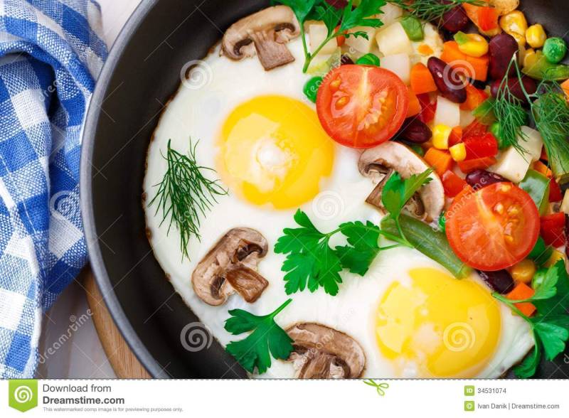 انڈے اور پتوں والی سبزیاں دماغ کیلئے مفید