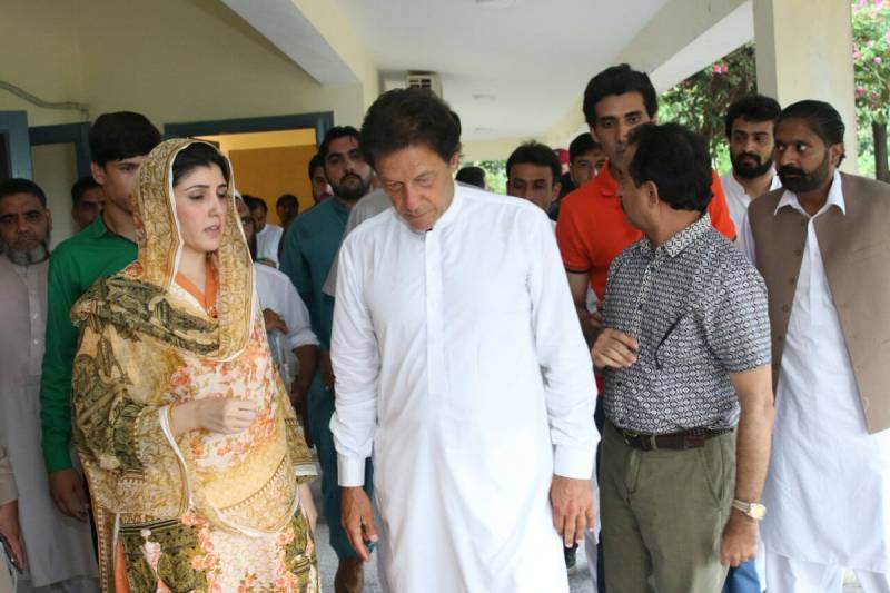 پارٹی چیئر مین سے خواتین کی عزت محفوظ نہیں ٗ عائشہ گلالئی