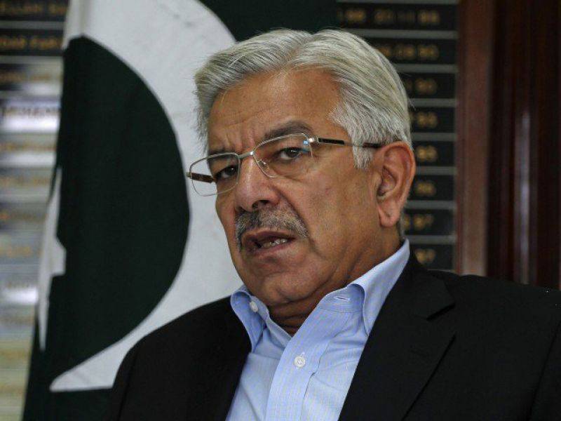 عمران خان شیخ رشید کو ووٹ تب دیں گے جب ۔۔۔۔۔۔۔ خواجہ آصف کی ٹویٹ کی دھوم مچ گئی 
