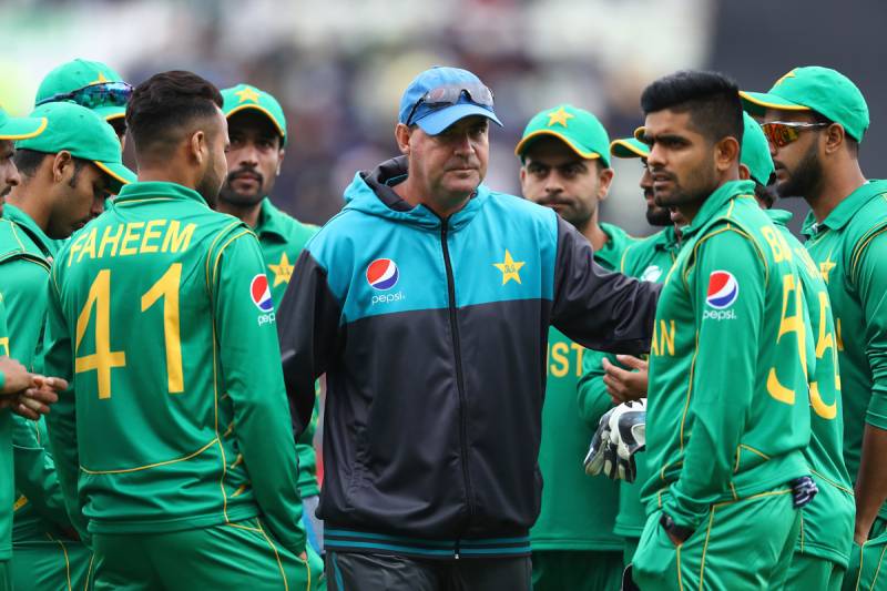 پاکستانی کرکٹ ٹیم کو نمبرون بنانا ہدف ہے، ہیڈ کوچ مکی آرتھر 