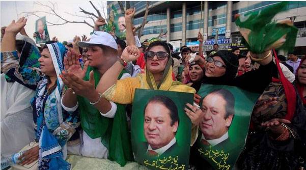 نواز شریف کا تاریخی استقبال، پارٹی رہنماؤں کو 10 لاکھ افراد جمع کرنے کا ٹارگٹ