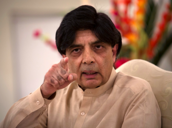 اہم ریلی : سابق وزیرداخلہ چوہدری نثار علی خان نوازشریف کی گاڑی ڈرائیو کریں گے،ذرائع