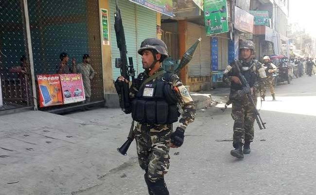 طالبان نے علاقے پر قبضے کے بعد گاﺅں کے 235یرغمالیوں کو رہا کر دیا