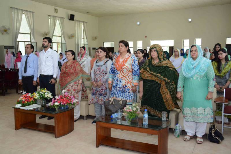 لاہور: گورنمنٹ پوسٹ گریجویٹ کالج برائے خواتین سمن آباد میں 70 ویں یوم آزادی کی شاندار تقریب