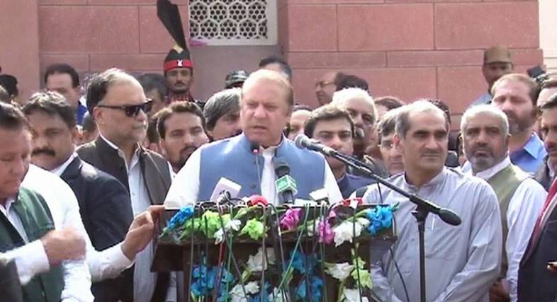 اپنے ایجنڈے پر عمل کیلئے آئینی ترامیم کریں گے: نواز شریف
