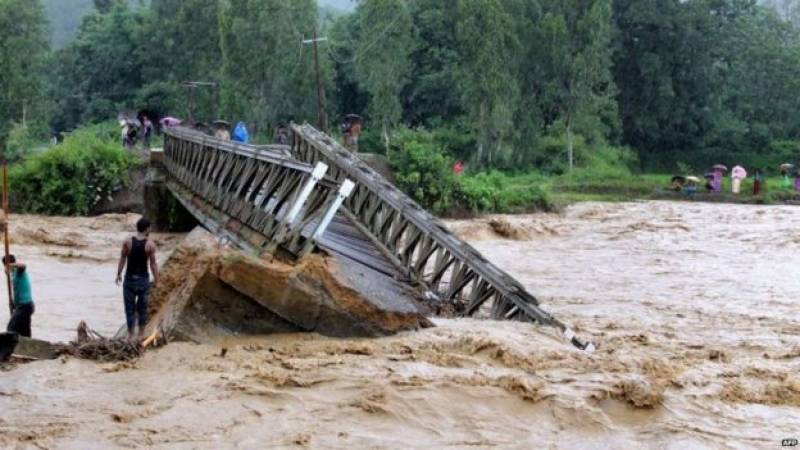 بھارت، نیپال، بنگلہ دیش میں بارشوں اور سیلاب سے 165 افراد ہلاک