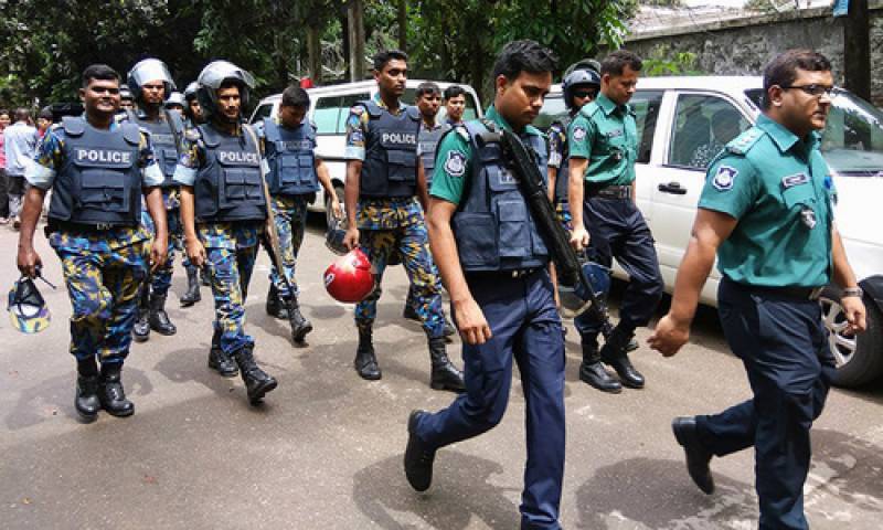 بنگلہ دیش میں مبینہ خود کش بمبار کو ہلاک کر دیا گیا
