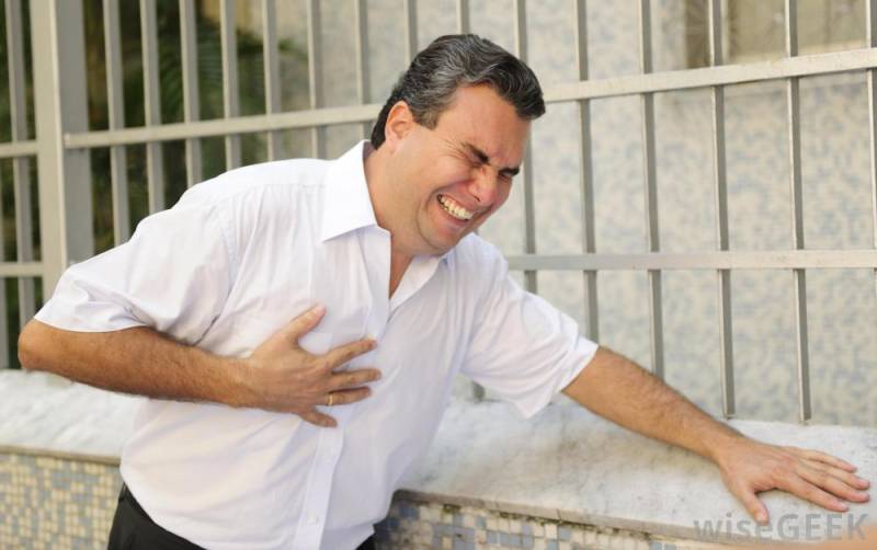 جسم دل کے دورے سے ایک ماہ قبل خبردار کرتا ہے