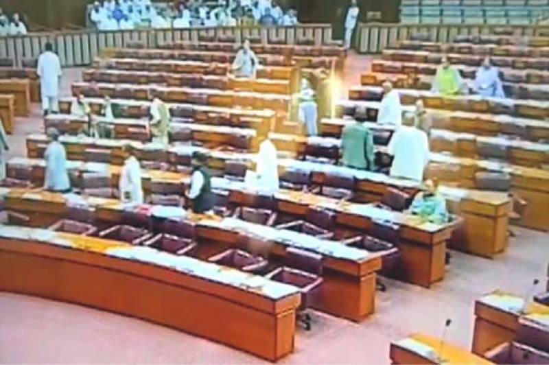 قومی اسمبلی میں انتخابات بل 2017اتفاق رائے سے منظور کرلیا گیا