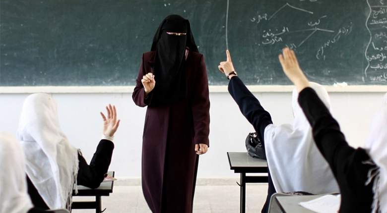 25سال بعدفلسطینی ٹیچرز کو کویت میں پڑھانے کی اجازت مل گئی